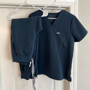 Women’s Figs Set - Medium - Dark Harbor